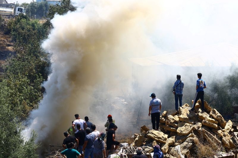 Turkey evacuates thousands as firefighters battle wildfires
