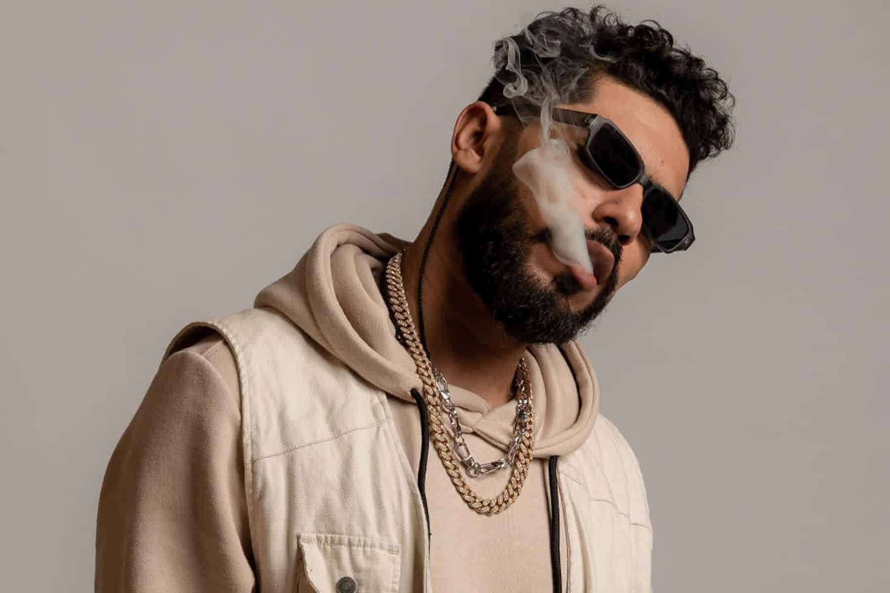 قميص 'سلكوط' يشعل موازين.. وطوطو يوضح!