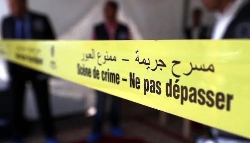 شاب يرتكب جريمة بشعة بذبح والدته ودفنها في الحديقة (صور)