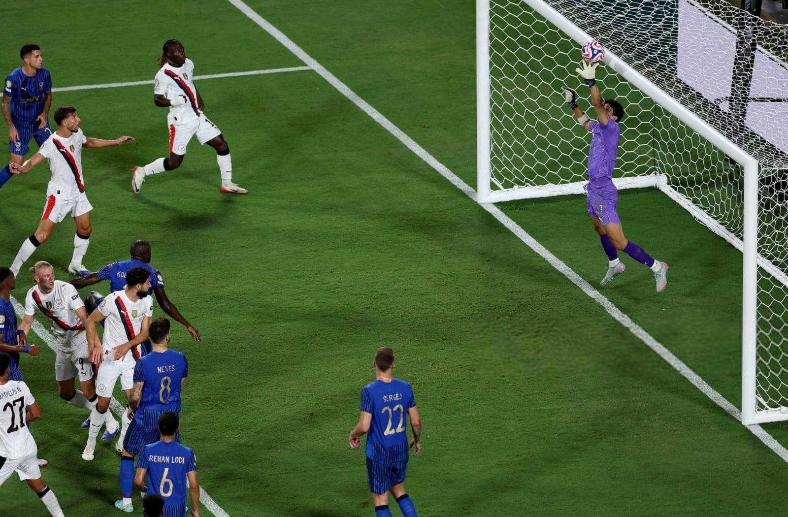 بونو الأسطوري يقود الهلال لإقصاء مانشستر سيتي من كأس العالم للأندية