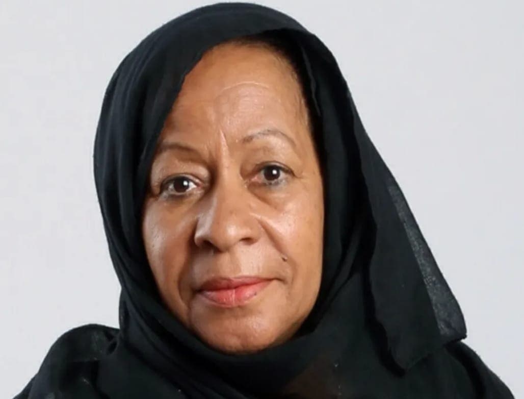 وفاة الإعلامية والفنانة الإماراتية رزيقة الطارش عن عمر يناهز 71 عامًا
