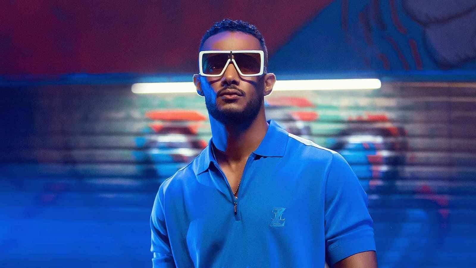 محمد رمضان يستعرض مهاراته على الرقص بالحصان