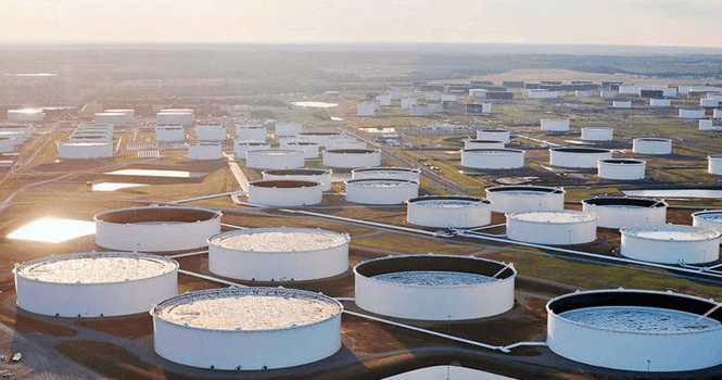 US oil inventories rise 680,000 barrels last week: API