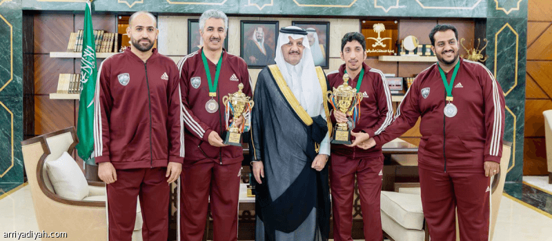 أمير الشرقية يكرم أبطال الصم