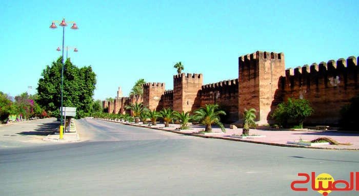 الحرارة تفرغ شوارع تارودانت