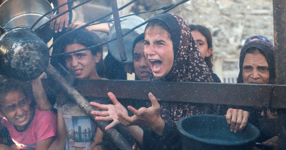 بريطانيا تلوح بإجراءات إضافية ضد إسرائيل إذا استمرت حرب غزة