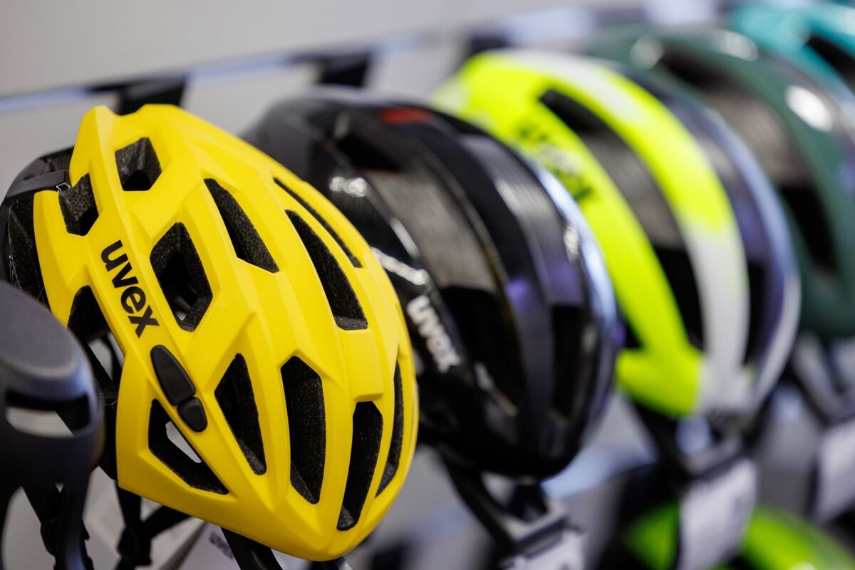 Warburg Nears €800 Million Deal for Ski Helmet Maker Uvex