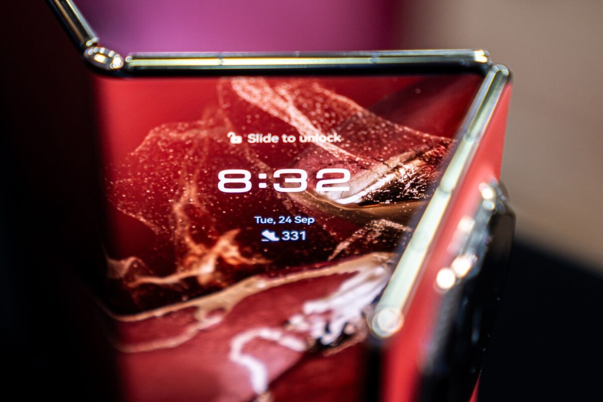 Huawei Tops China Smartphone Market for First Time in Years