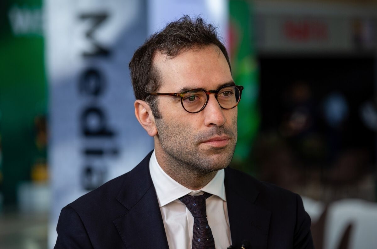 Spain's Sabadell Decision Not Swayed by Politics, Minister Says