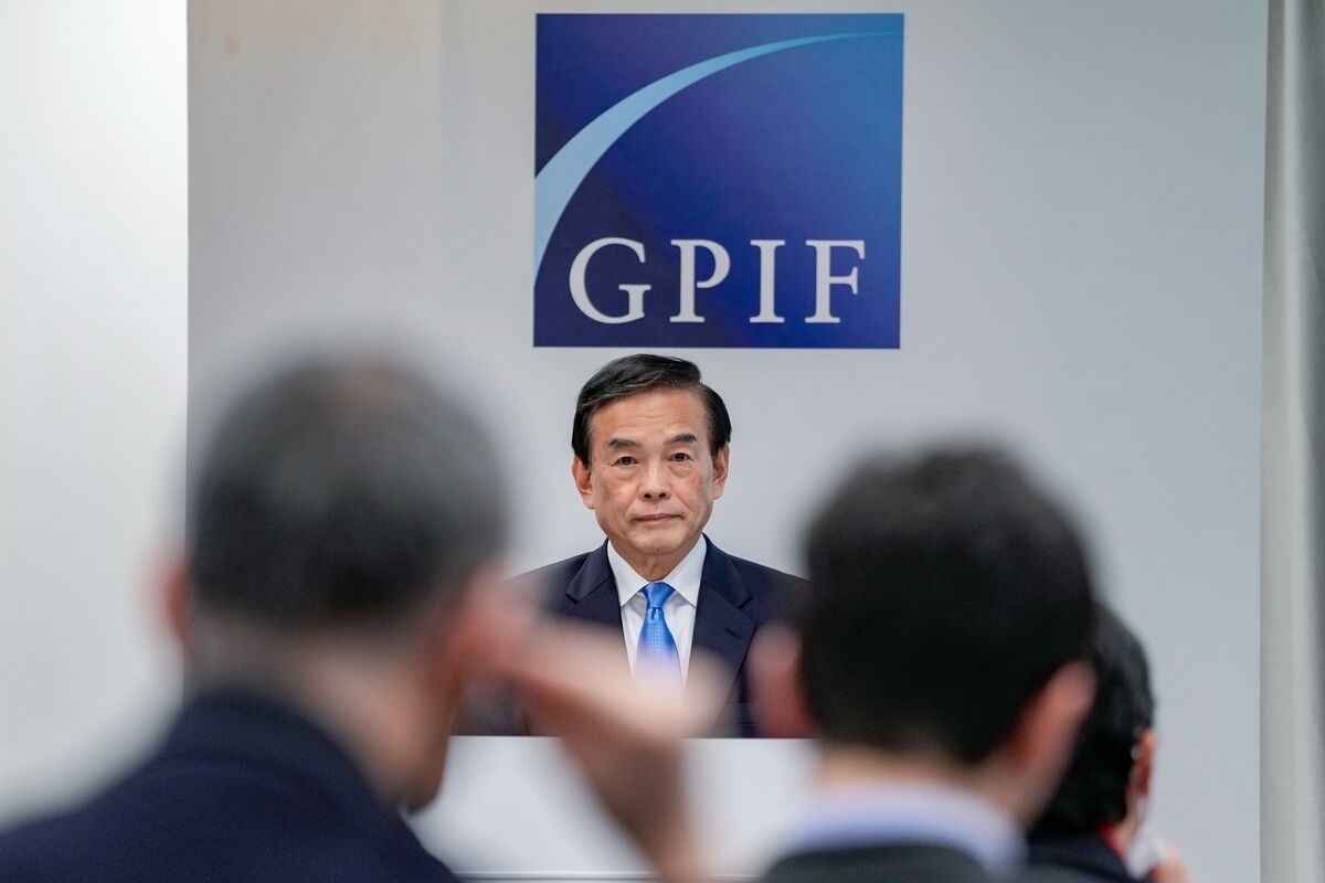 Top Global Pension Fund Japan GPIF's President Got $202,000 Pay