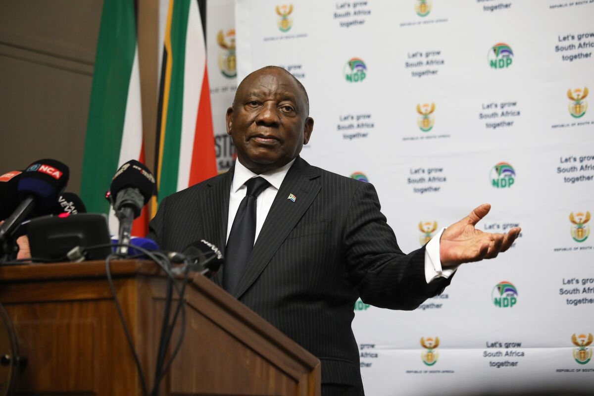 South African President Replaces His Higher Education Minister