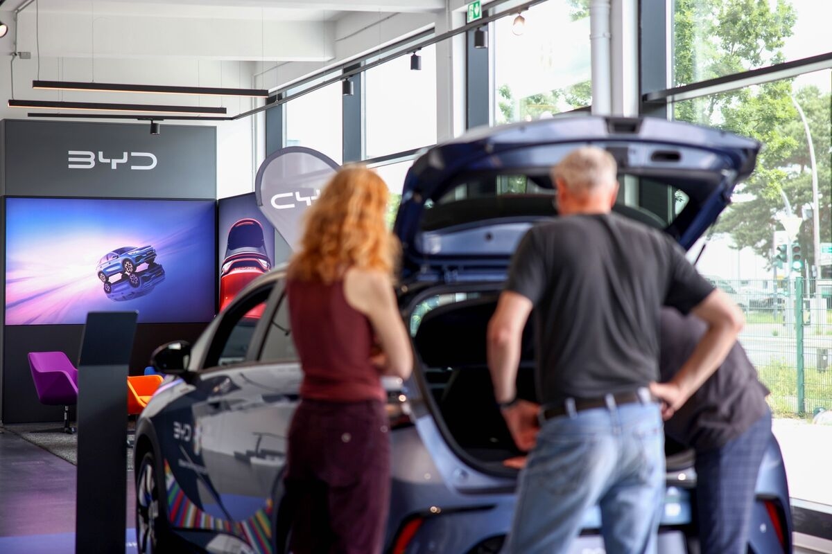 Chinese EVs Grab Biggest Market Share in Europe in Nine Months