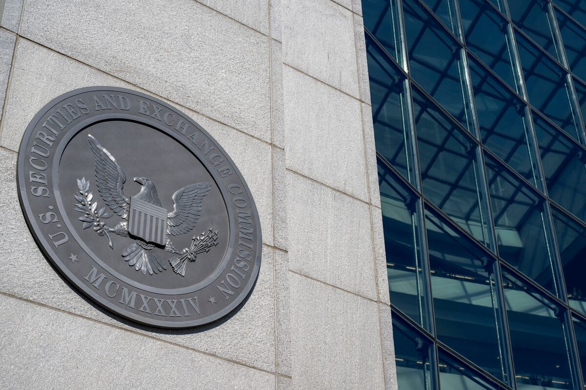 Two Workers for SEC's EDGAR System Charged with Insider Trading