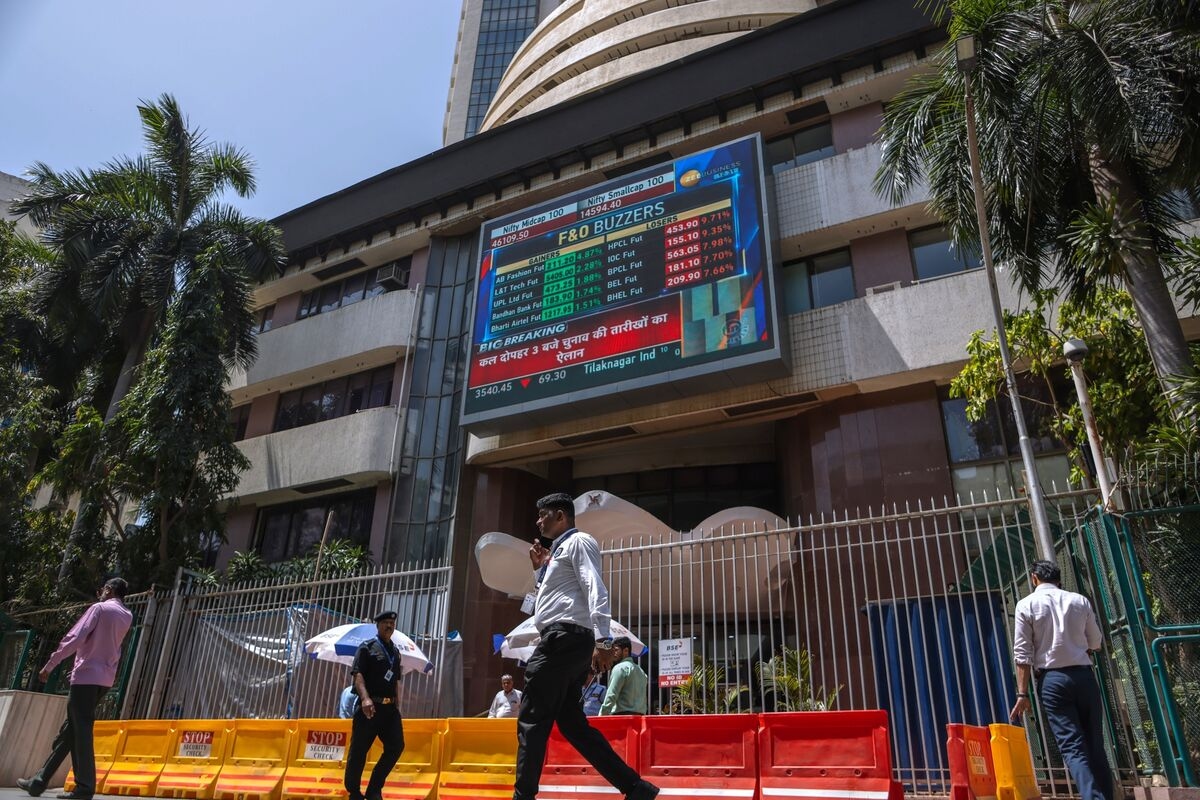 As India's Stock Market Surged, So Did Investment Scams