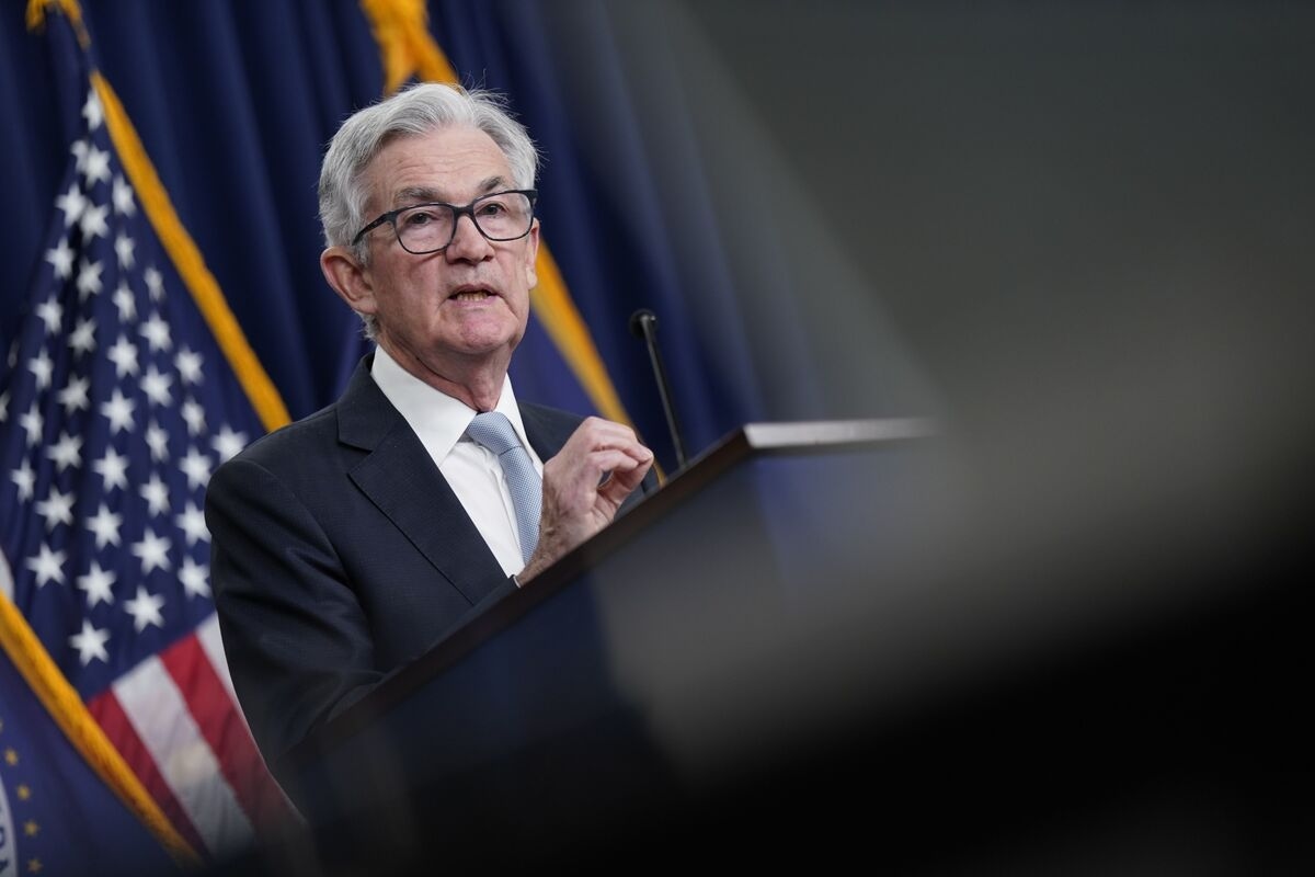 Deutsche Bank Sees 30-Year Yield Up by Half Point on Powell Exit