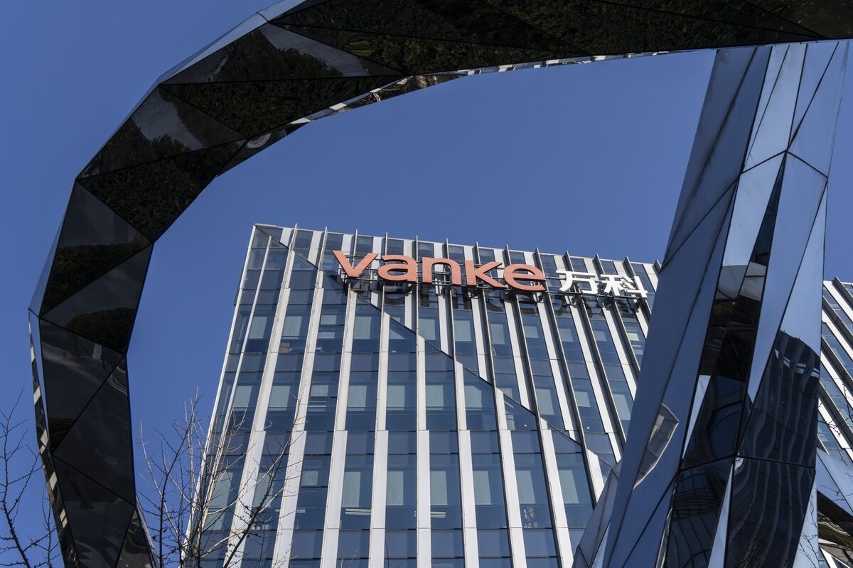 China Vanke Seeks to Extend Some Bank Loans by Up to 10 Years