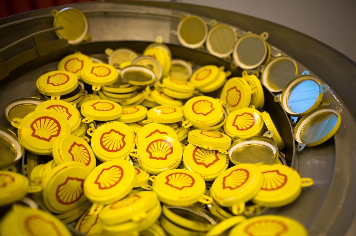 Shell Flags Weak Trading Performance in Volatile Second Quarter