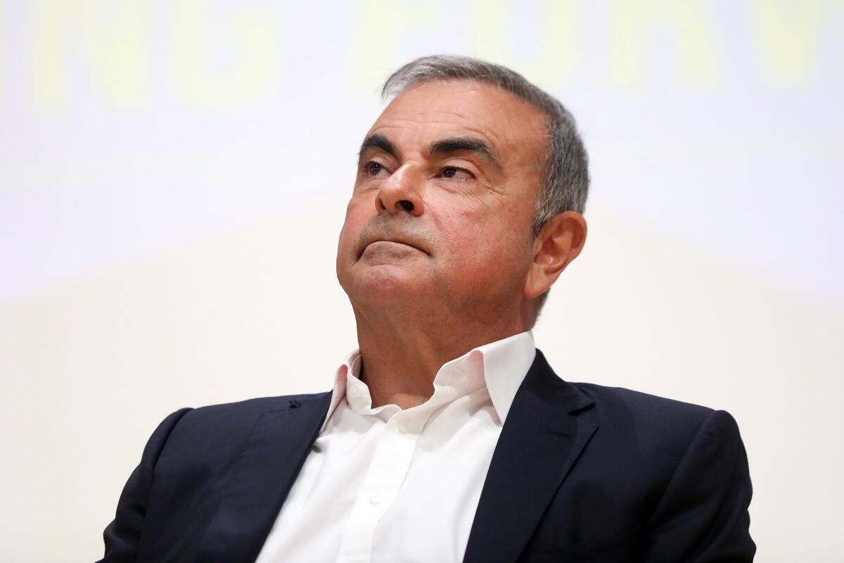 Carlos Ghosn, French Minister Set to Face Corruption Trial