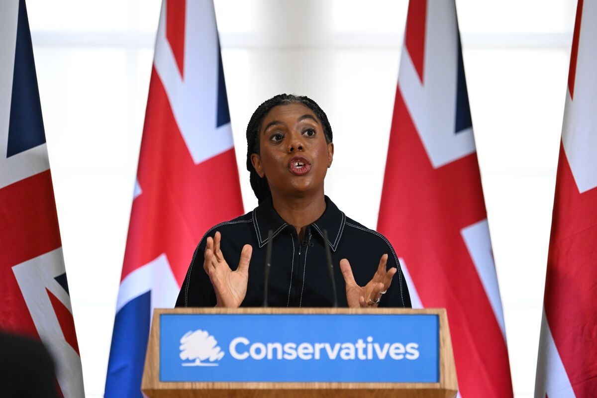 Badenoch Shuffles UK Tory Team in Bid to Salvage Leadership