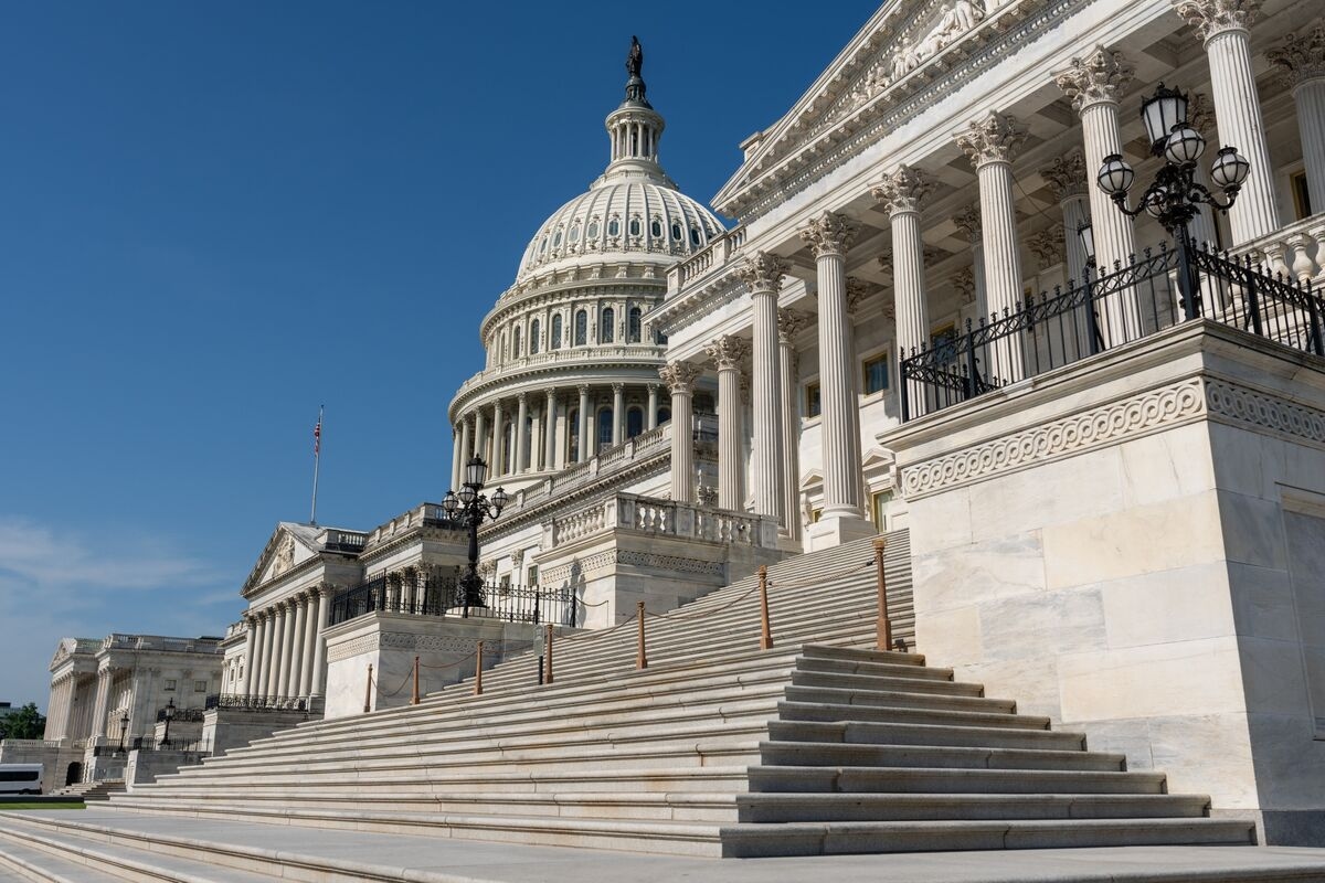 House Plans Single Vote to Move Genius and Clarity Crypto Bills