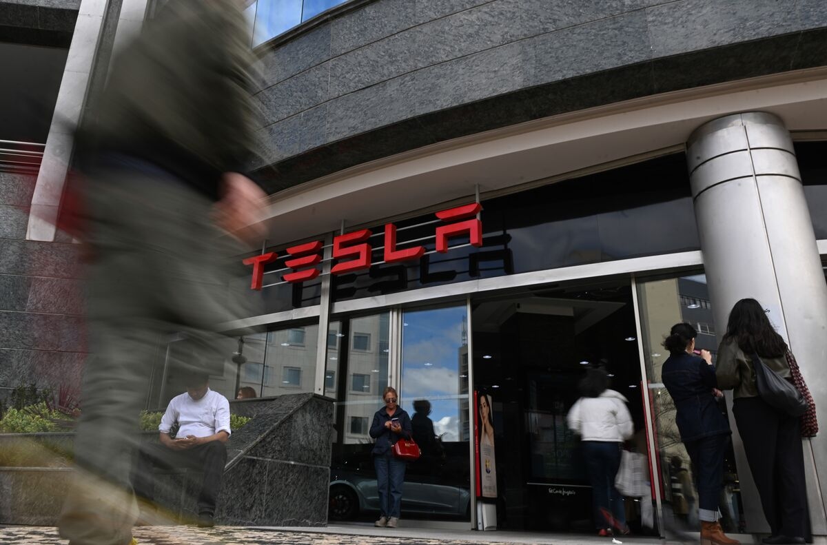 Tesla's Sluggish Sales Return to the Fore After Robotaxi Debut