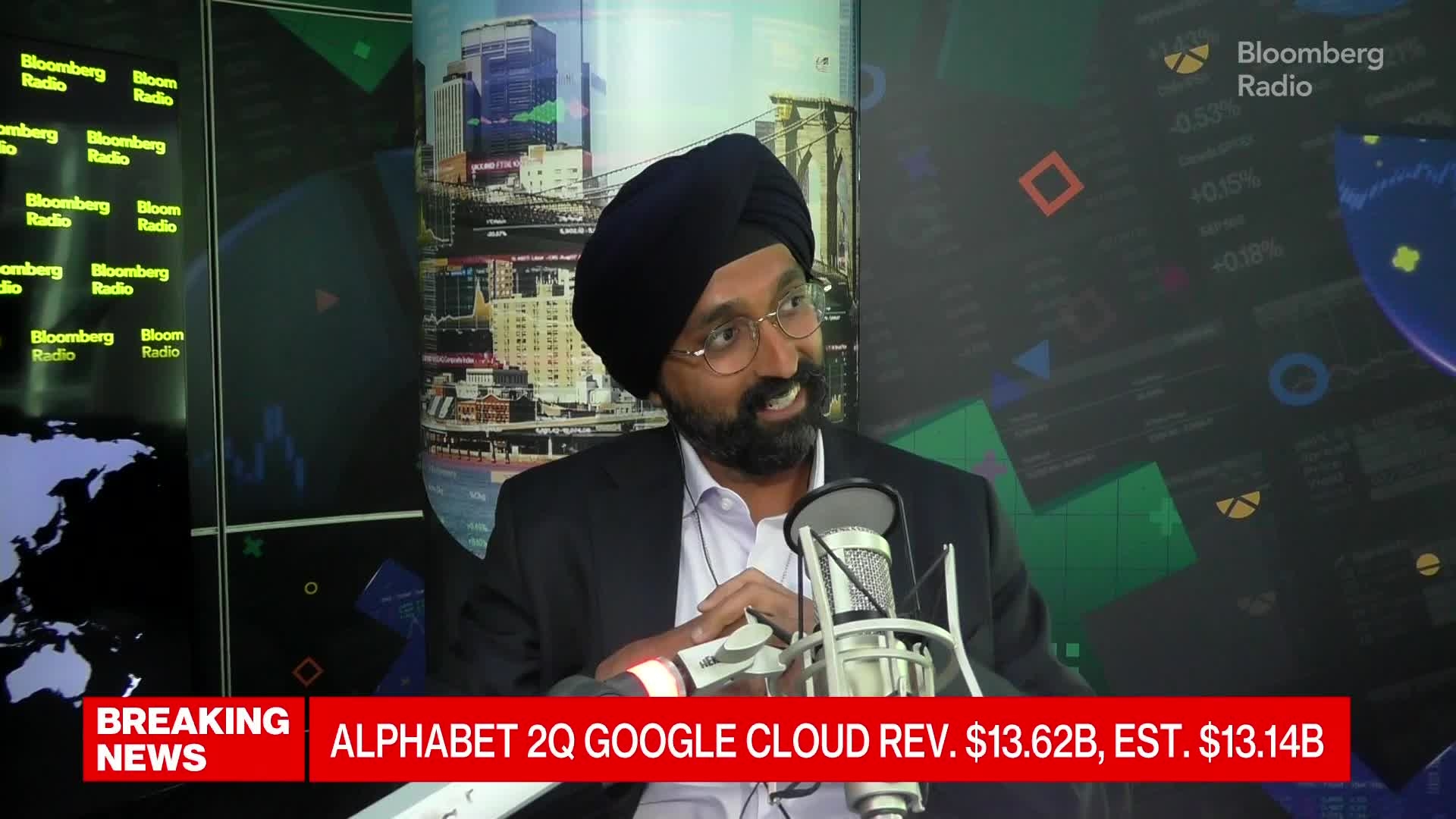 Alphabet Reports Strong Quarter, Boosts 2025 Capital Spending