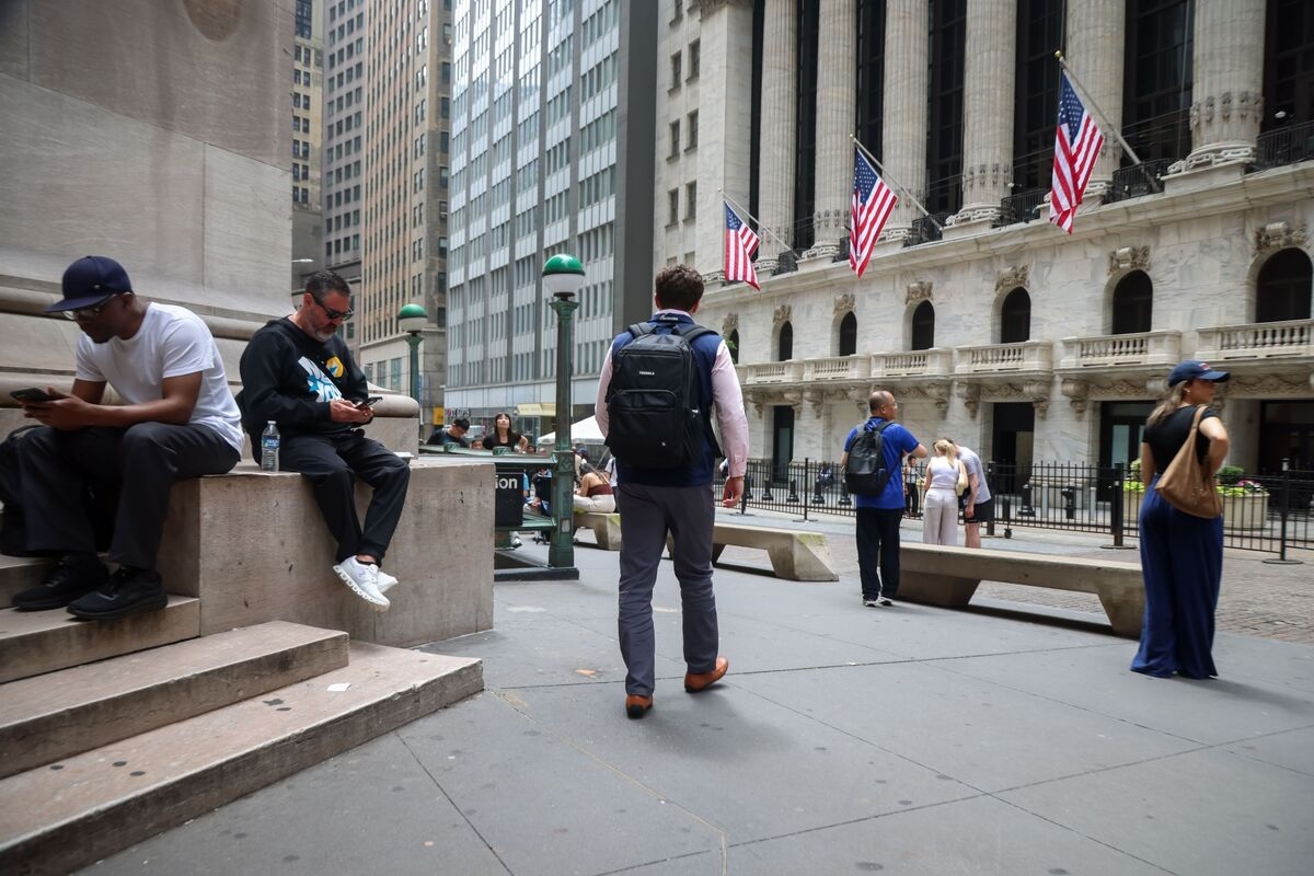 US Supreme Court to Decide on Controlling-Investor Challenges