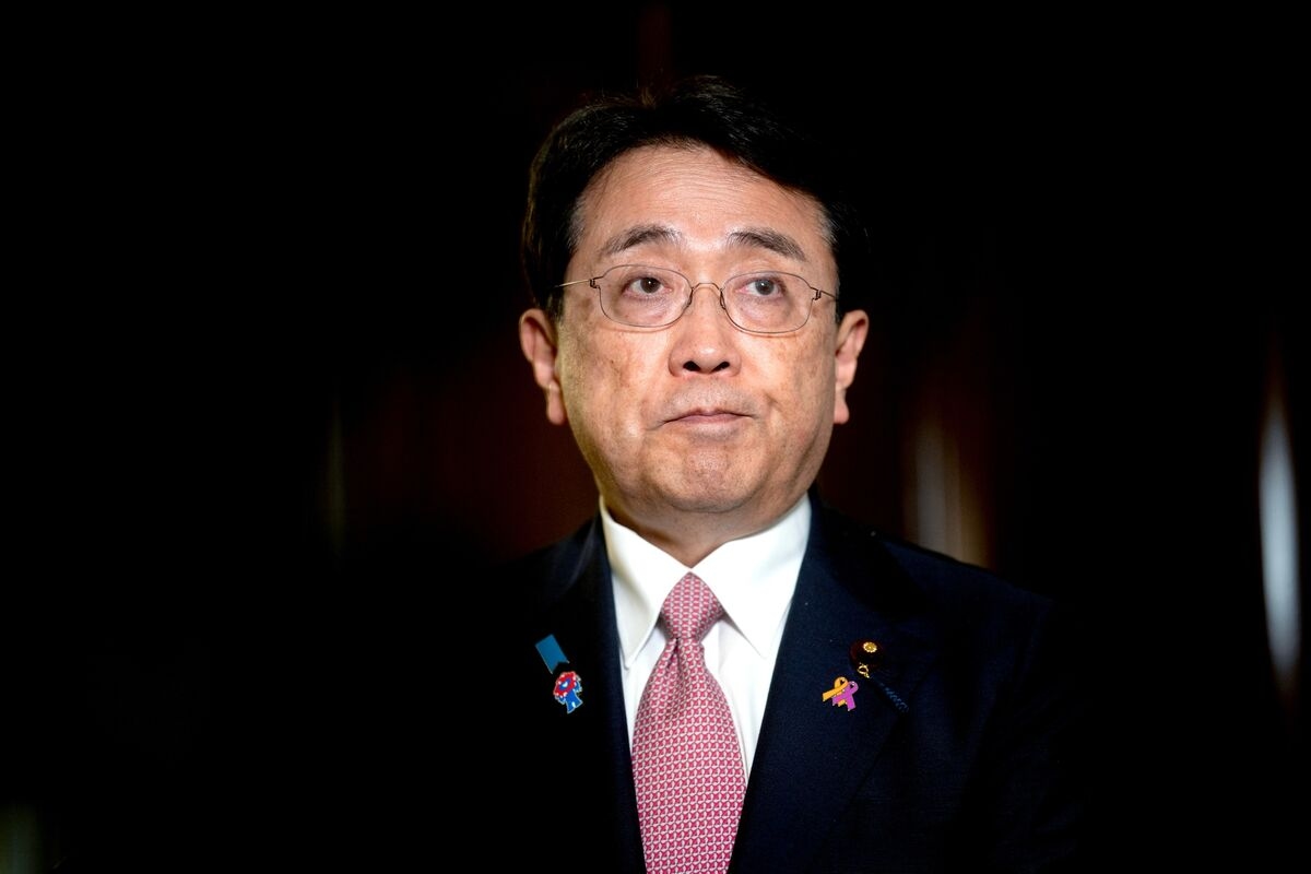 Akazawa Sees a Deal With US Sparing Japan From Higher Car Levies