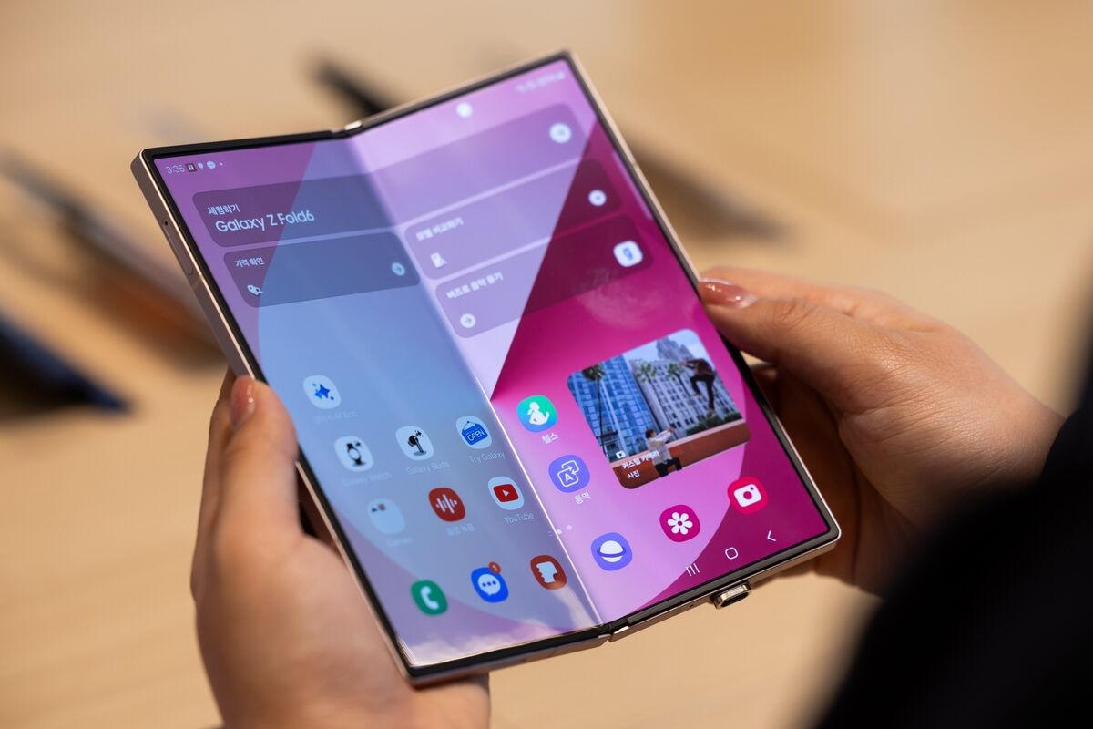 Samsung Is Poised to Unveil Latest Folding Smartphones on July 9