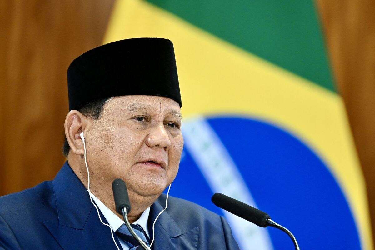 Prabowo Says Indonesia Can Hit 100% Renewable Energy by 2035