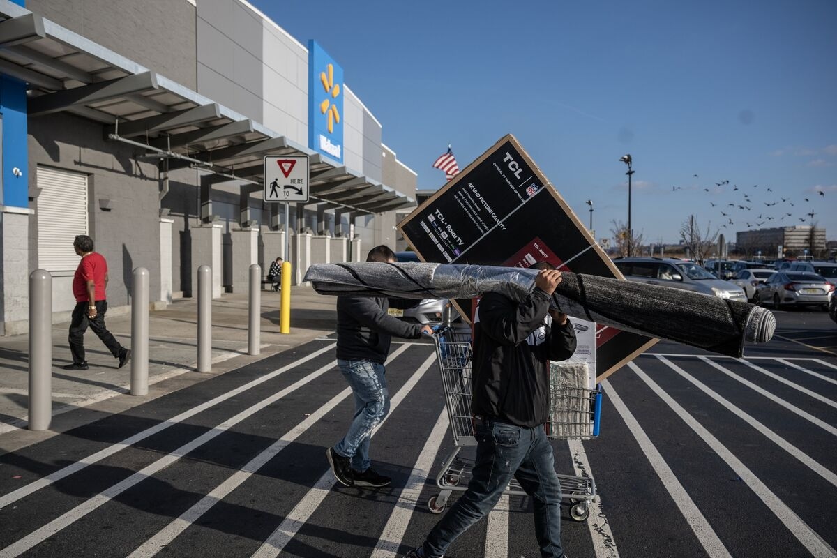 Walmart Plans to Sell Vizio TVs Exclusively as a Private Brand