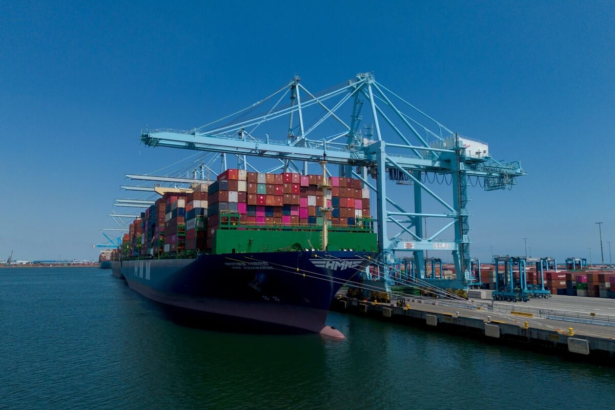 China's Share of US Imports Falls to 7% as Vietnam Closes in