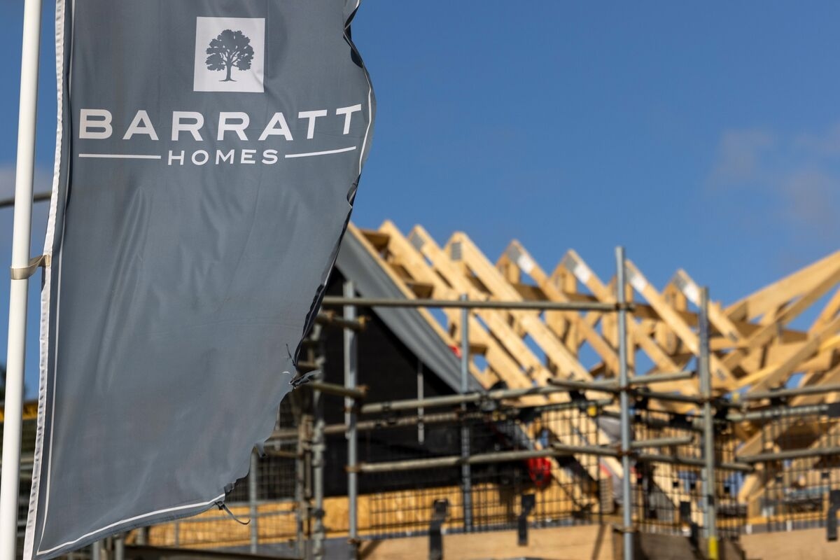 Barratt Home Sales Fall Short of Guidance on Weaker London Deals