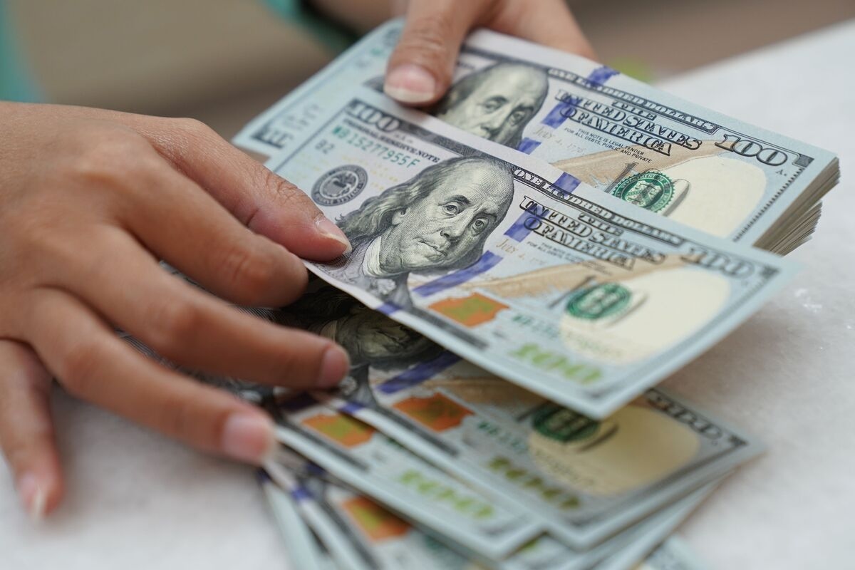 Brookfield-Backed Venture Unit Starts Credit Fund, Seeking $800 Million