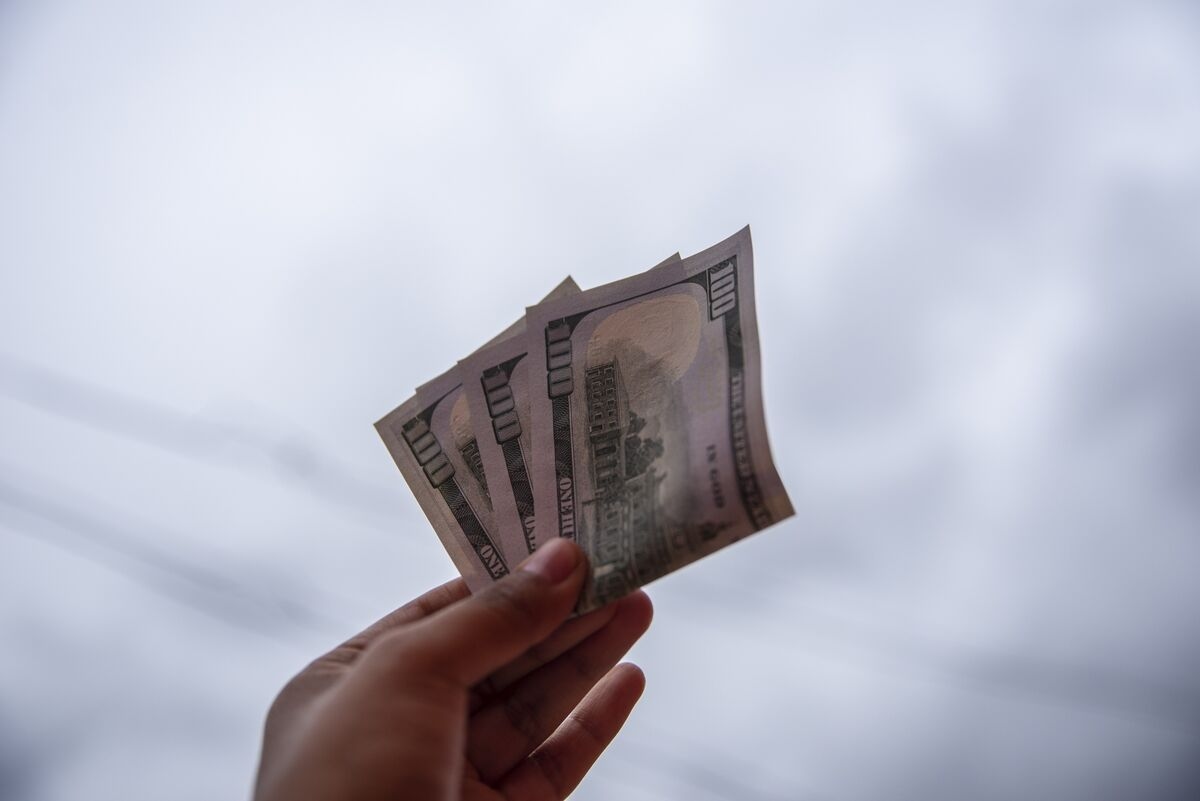 Goldman Warns Dollar Can Quickly Trade Like Risky Currency Again