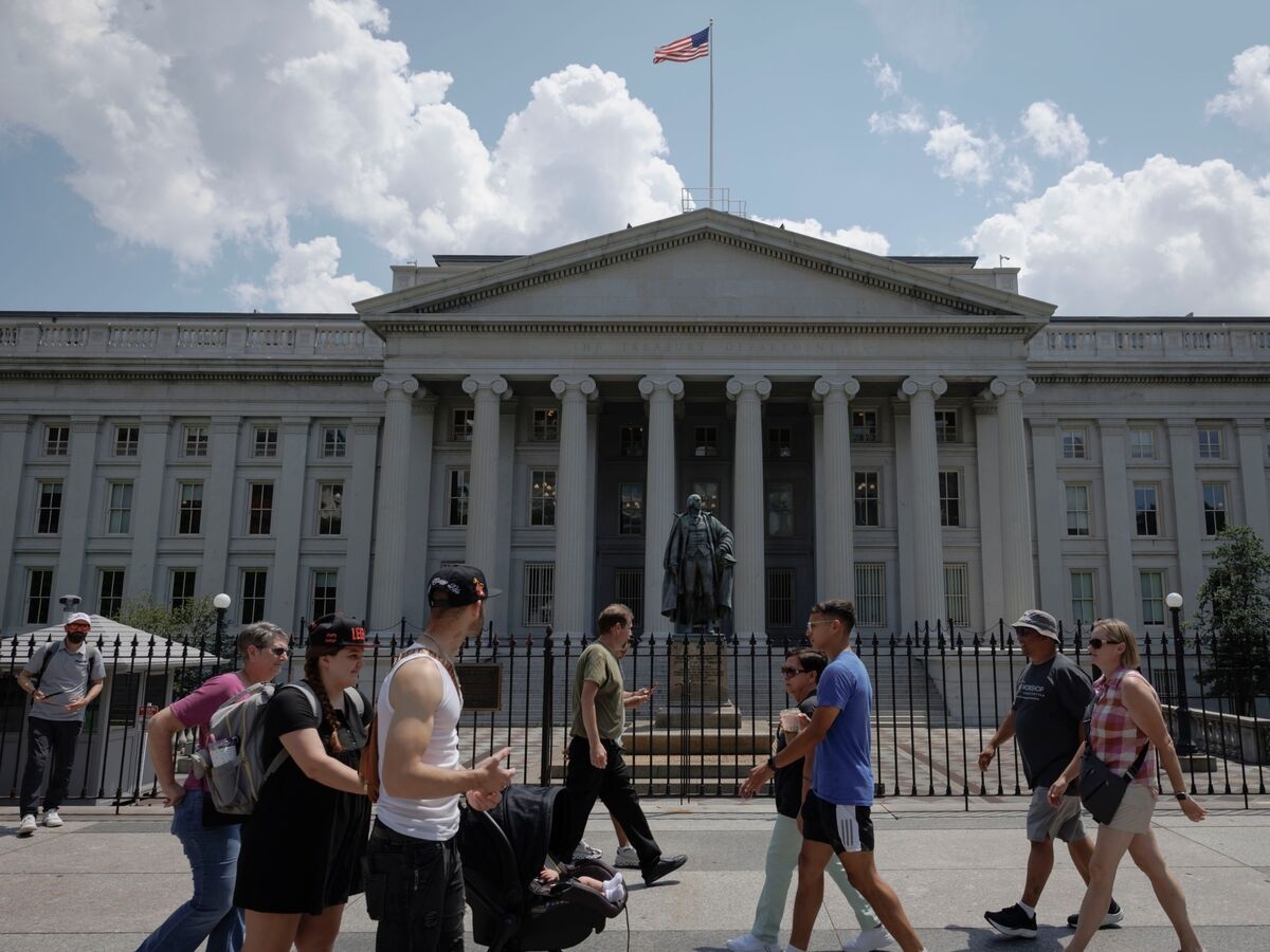 ETF Investors Can't Get Enough Cash These Days