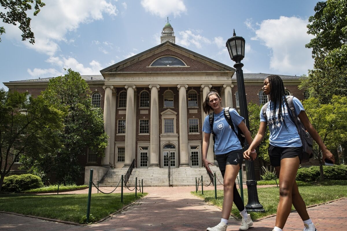 Liberals Should Focus on Class, Not Race
