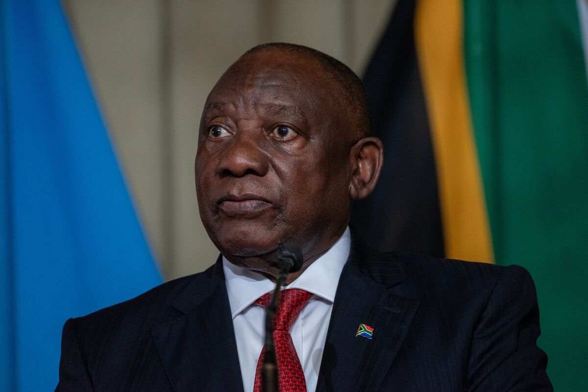 South African President Faces New Crisis Over Police Allegations