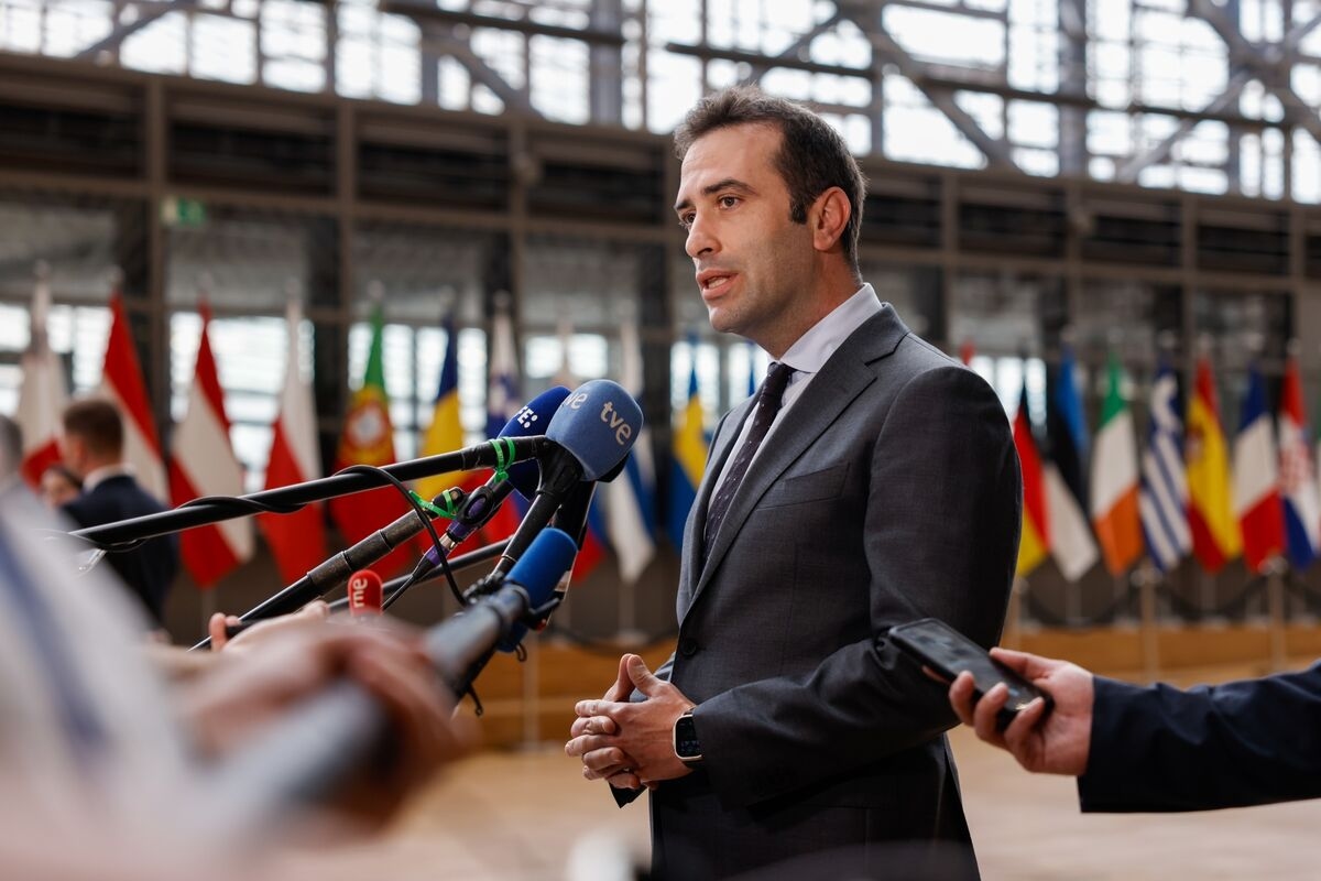 Spanish Economy Minister Cuerpo Running for Eurogroup President