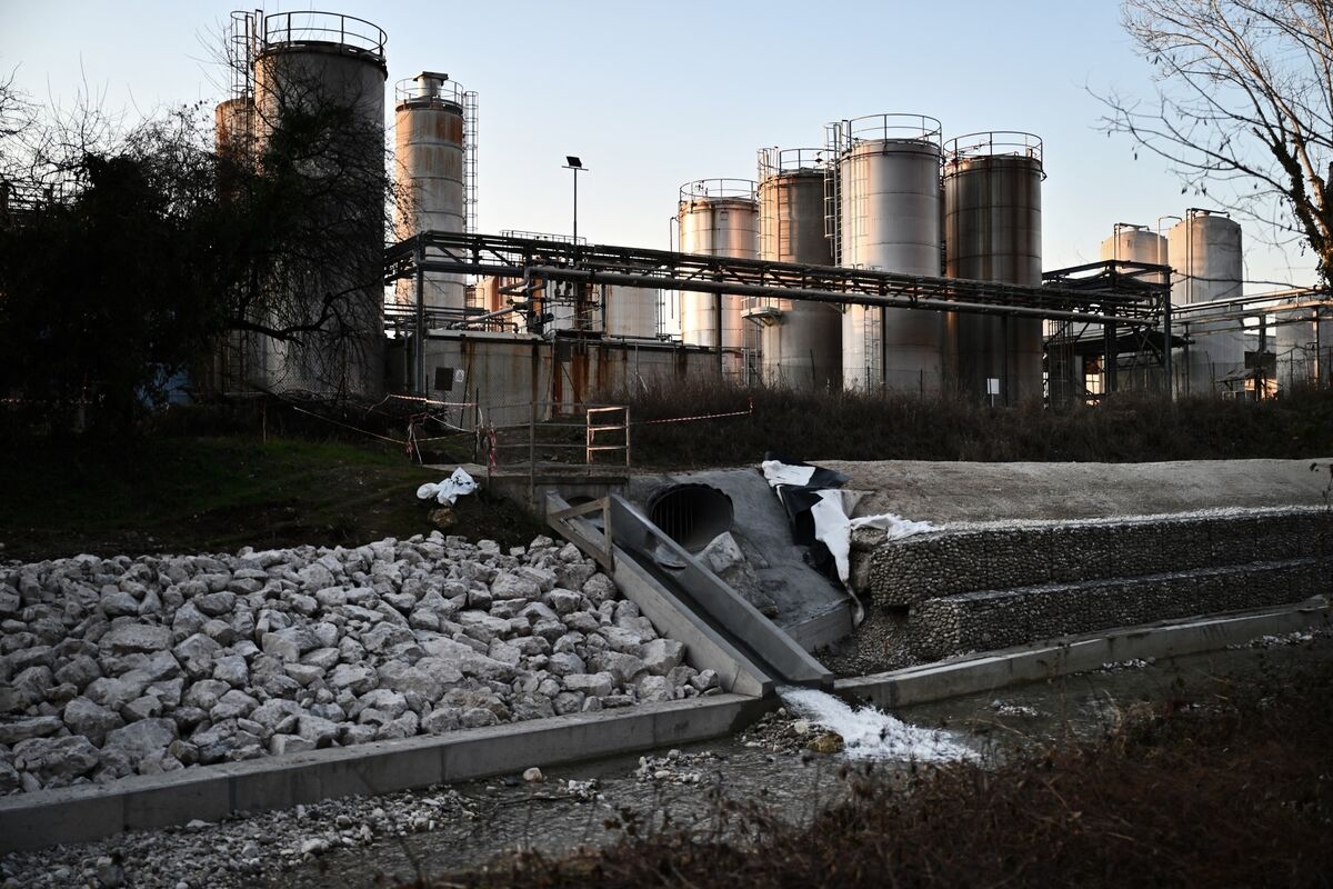 Executives Get 141 Years in Prison for Italy PFAS Contamination