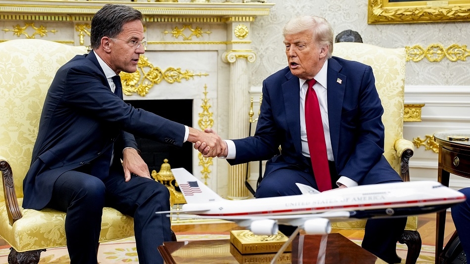 Trump: US to Send More Weapons for Ukraine, NATO to Pay
