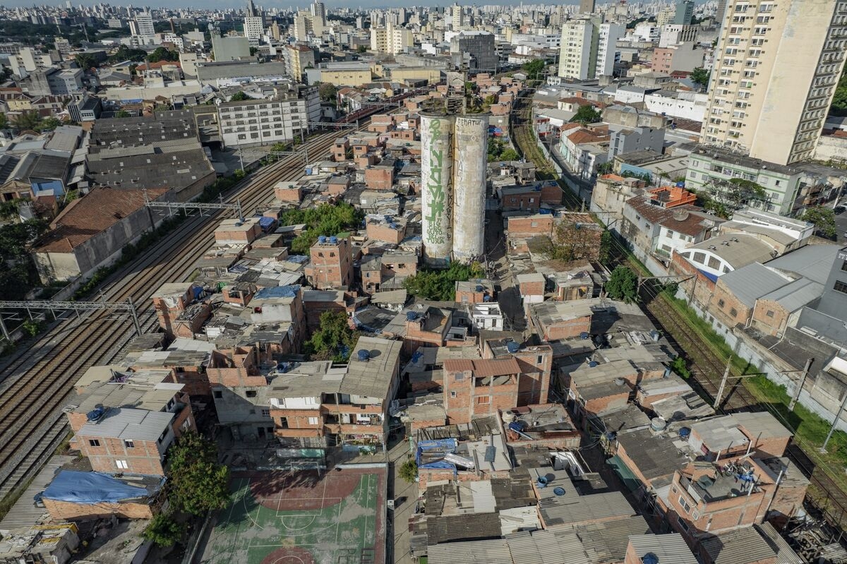 Residents Clash With Sao Paulo Plan to Transform Favela