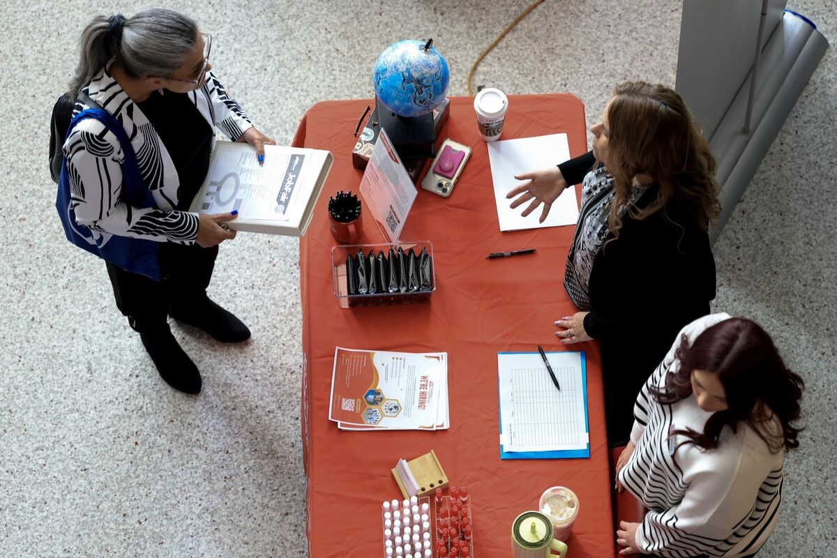 Recruiter Woes Compound as Tariffs Sting Global Labor Markets