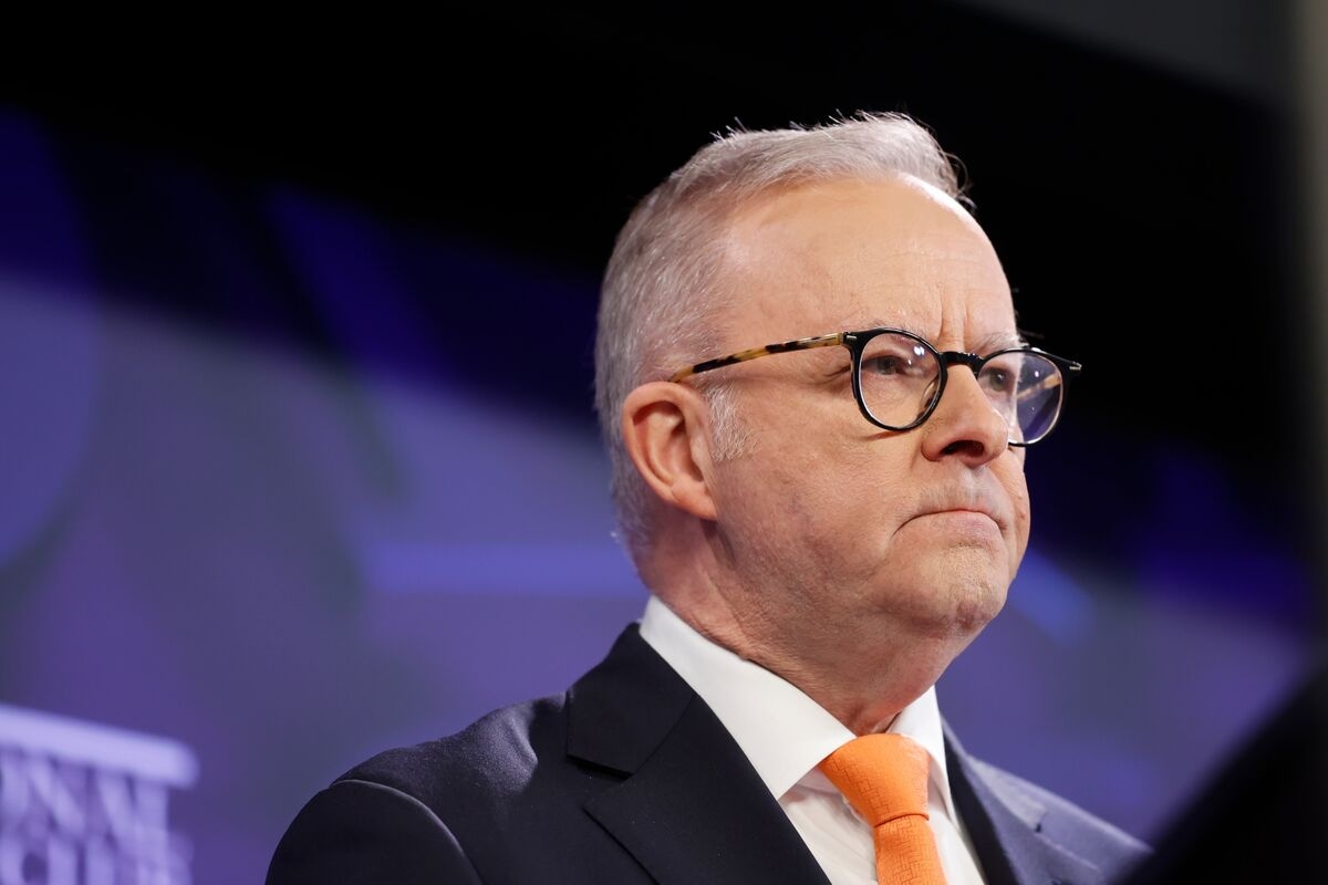 Albanese's Shanghai Visit