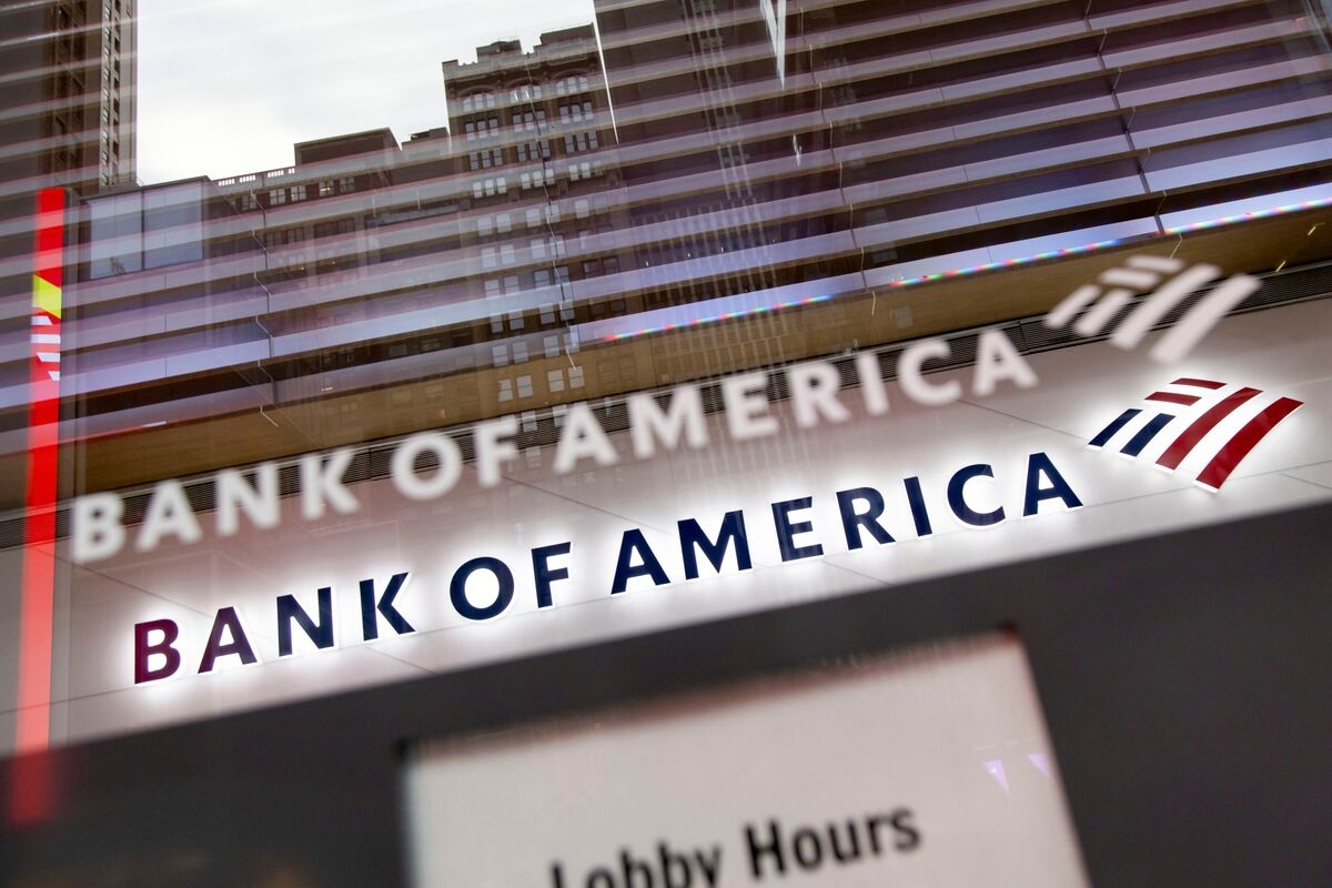 Bank of America Clients Ditch Stocks at Fastest Pace in 10 Weeks