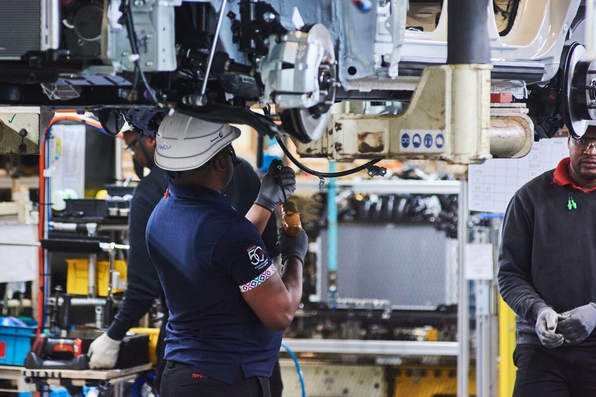 Tariff Turmoil Masks South Africa's Recovery, Standard Bank Says