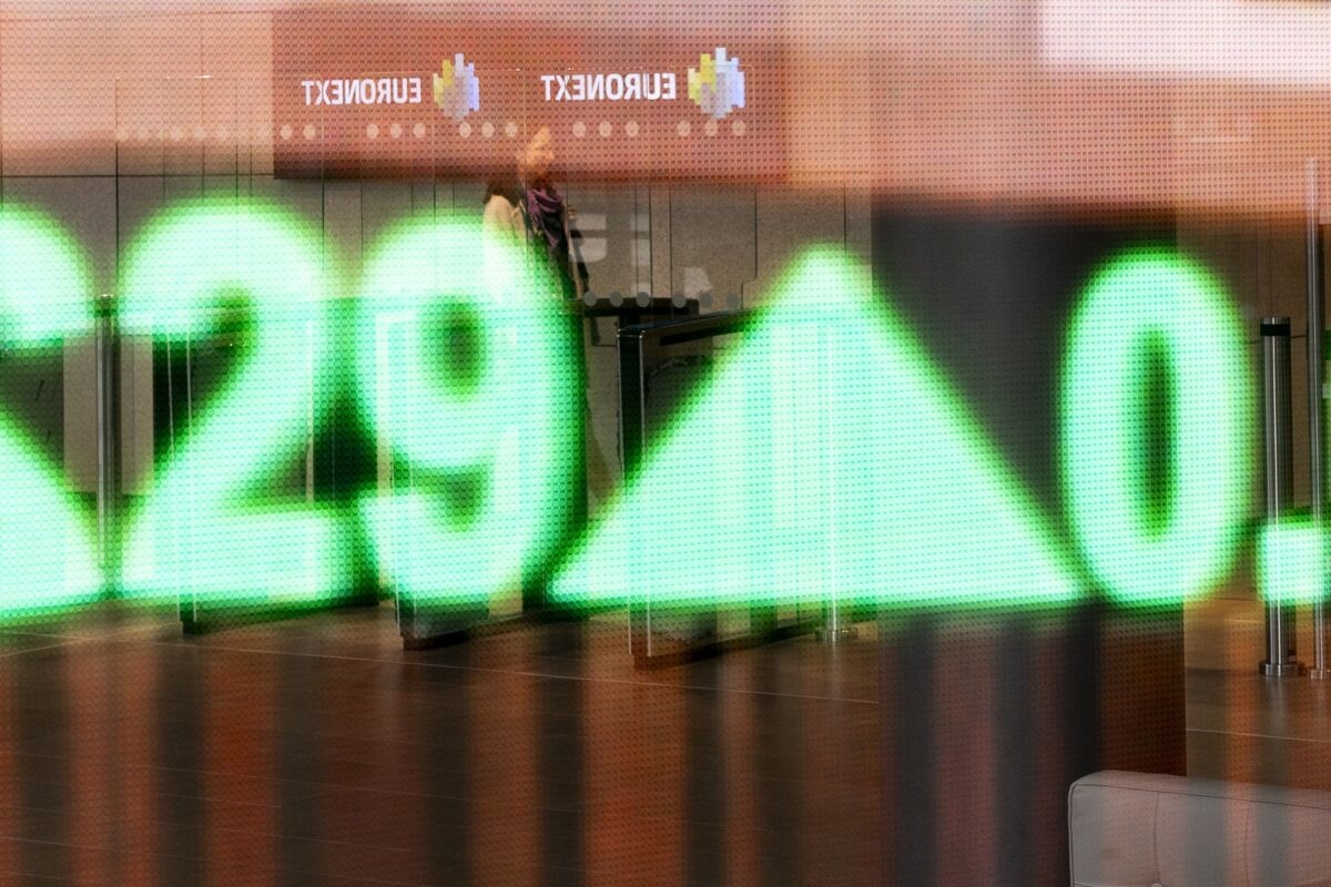 European Banks' First-Half Stock Gains Are Biggest This Century
