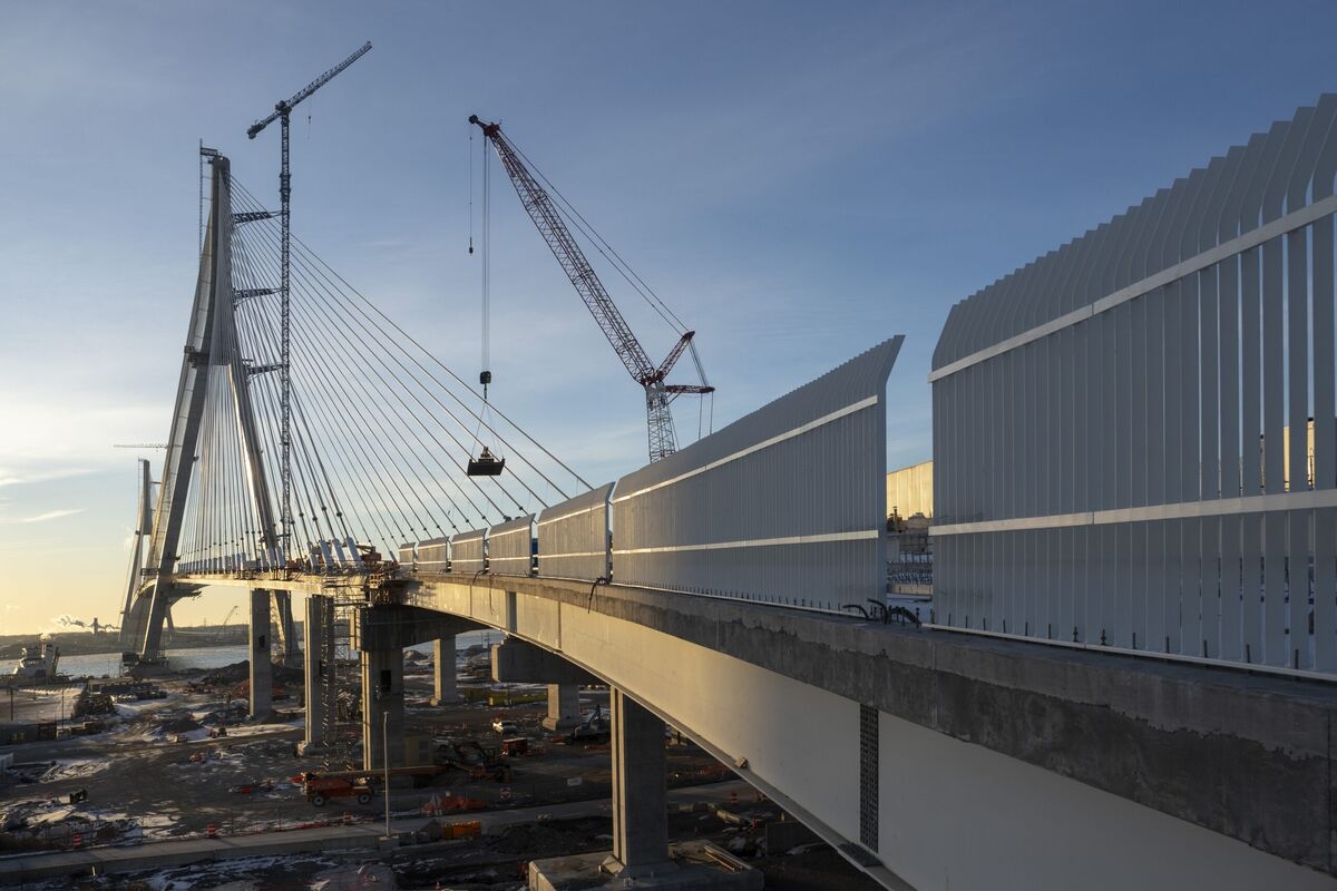 Can This Bridge Ease the Troubled US-Canadian Relationship?