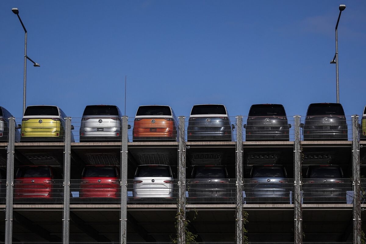 Volkswagen's Global Sales Slow as US Tariffs Hit North America