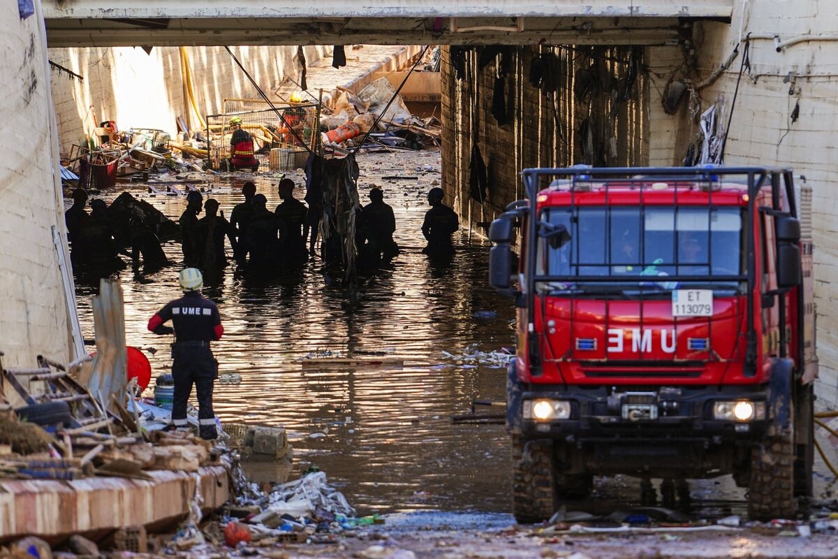 Defense Budgets Need to Fight War and Climate Change, Experts Say